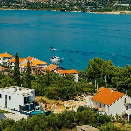 Seaphoria Luxury Modern Villa