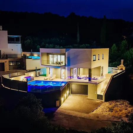 Seaphoria Luxury Modern Vila Trogir