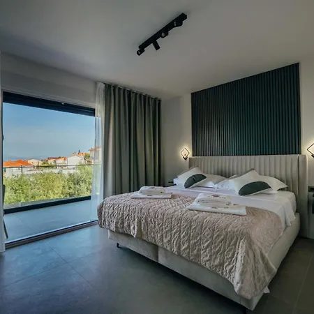 Seaphoria Luxury Modern