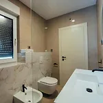 ヴィラ Seaphoria Luxury Modern トロギール