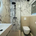 Seaphoria Luxury Modern トロギール