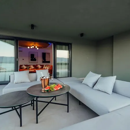 Seaphoria Luxury Modern Вилла *
