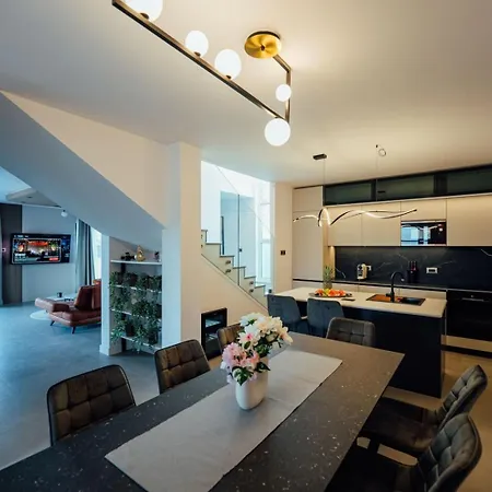 Вилла Seaphoria Luxury Modern Трогир