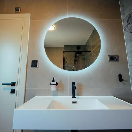Вилла Seaphoria Luxury Modern Трогир